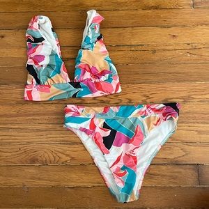 Billabong Bathing Suite Set - Small